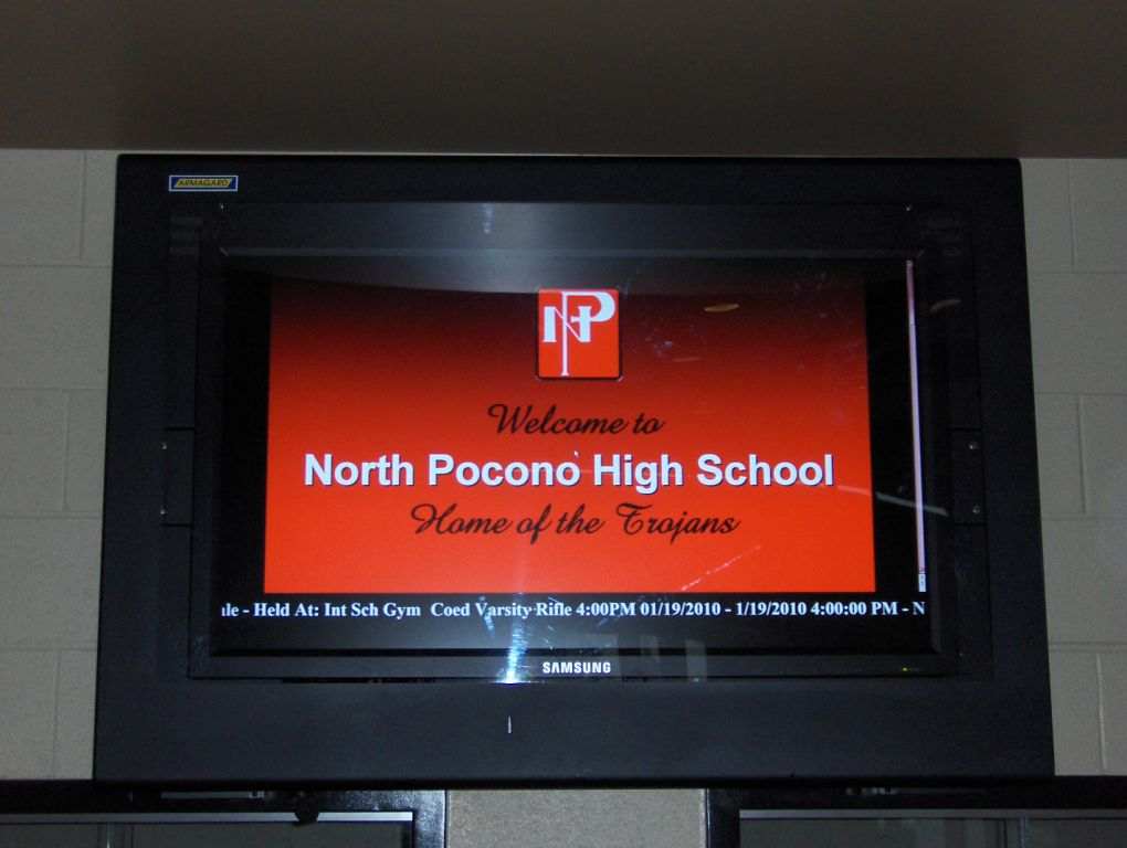 Benefits of Outdoor Screens for Schools, Colleges and Universities
